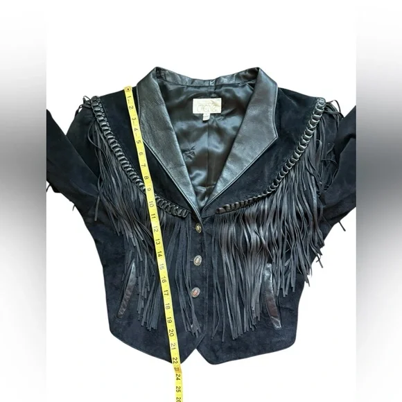 Cache Fringe Suede black Leather
 Jacket size 8. - Picture 6 of 8